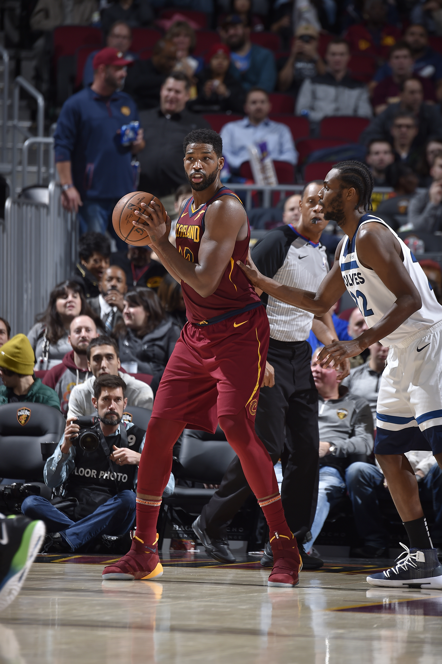 骑士连胜被终结,客场失利使球队坠入低谷 骑士连胜被终结,客场失利使球队坠入低谷